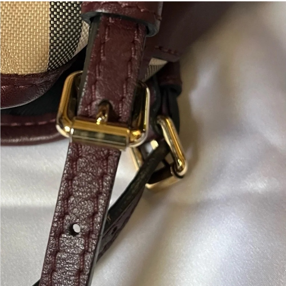 Burberry Vintage House Check Tote Bag Burgundy Leather - Picture 3 of 11